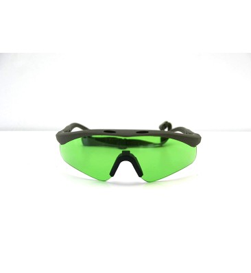 Brille mit Laserschutzscheibe